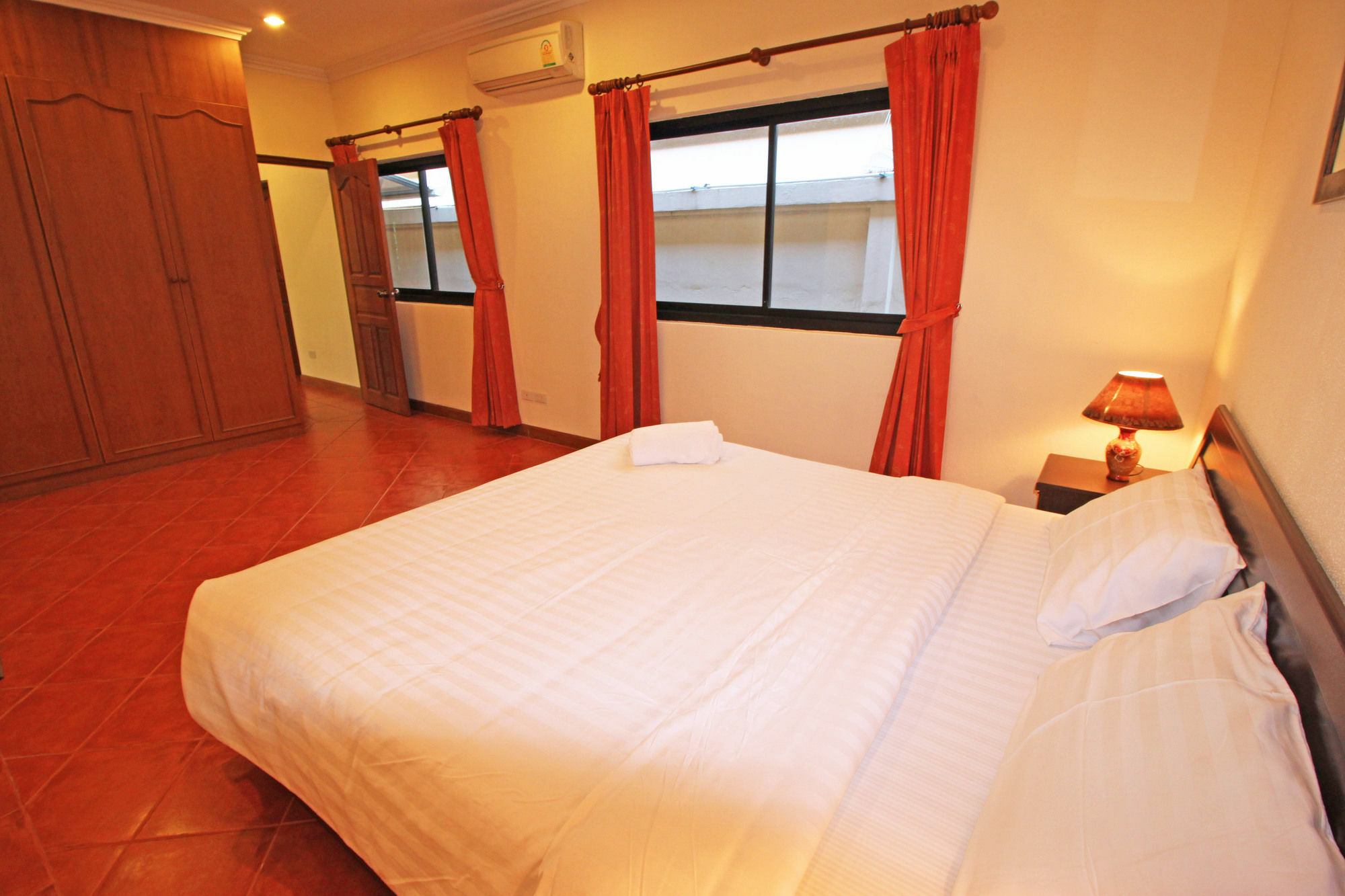 Cosy Beach Pool Villas By Pattaya Sunny Rentals Dış mekan fotoğraf